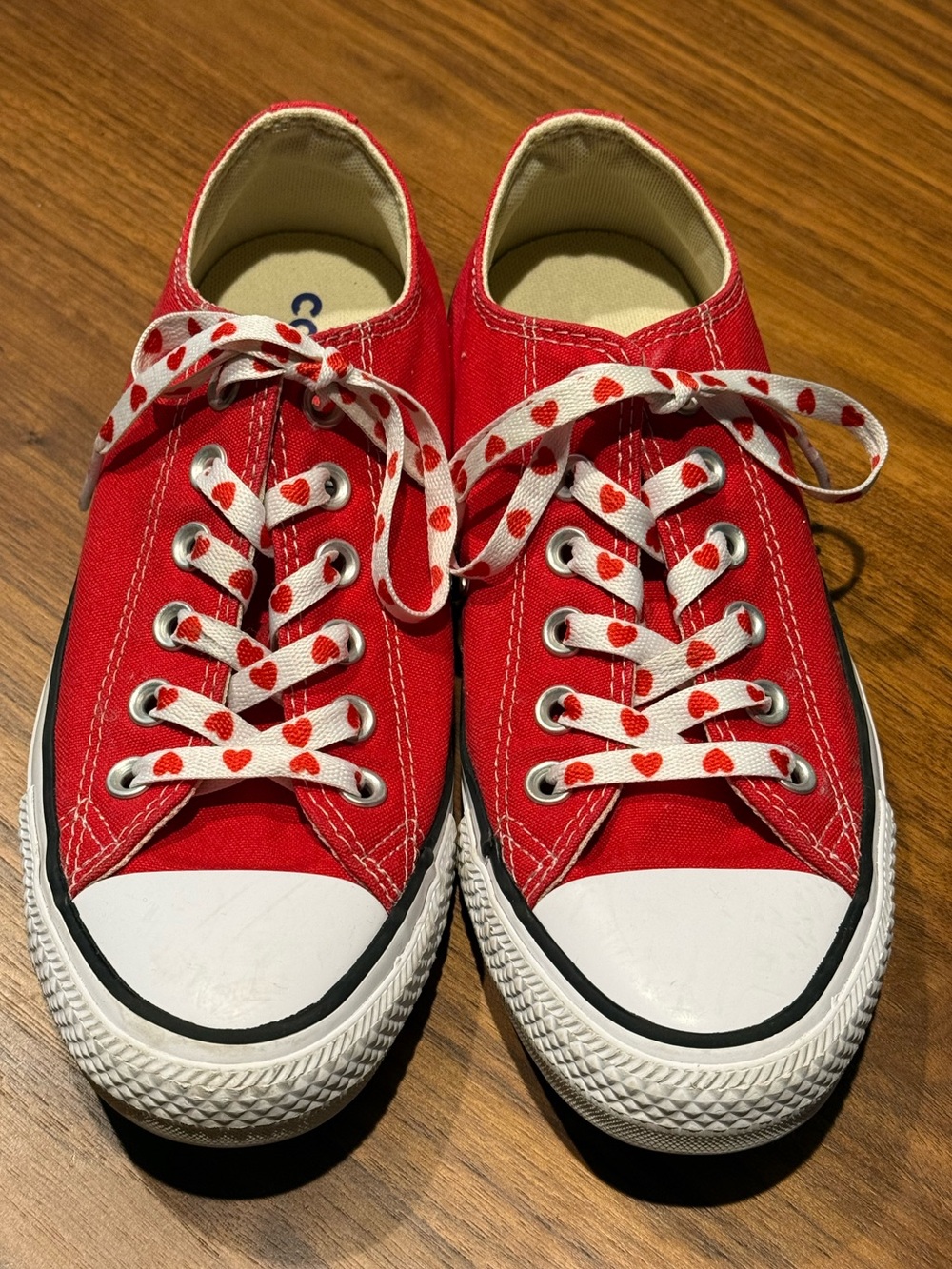 Converse - All Star w/ Heart Laces
